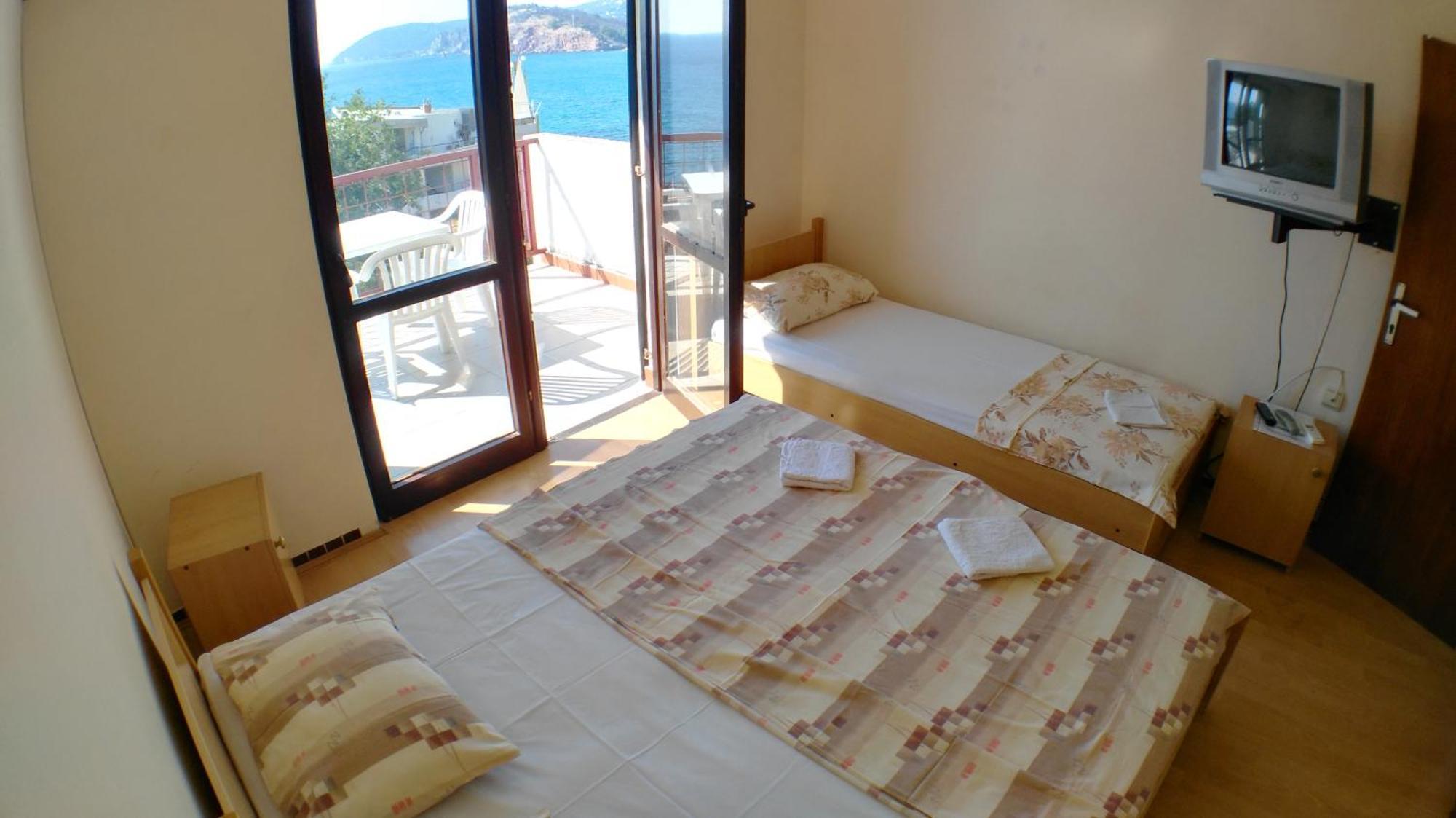 Guesthouse Obala Sutomore Eksteriør bilde